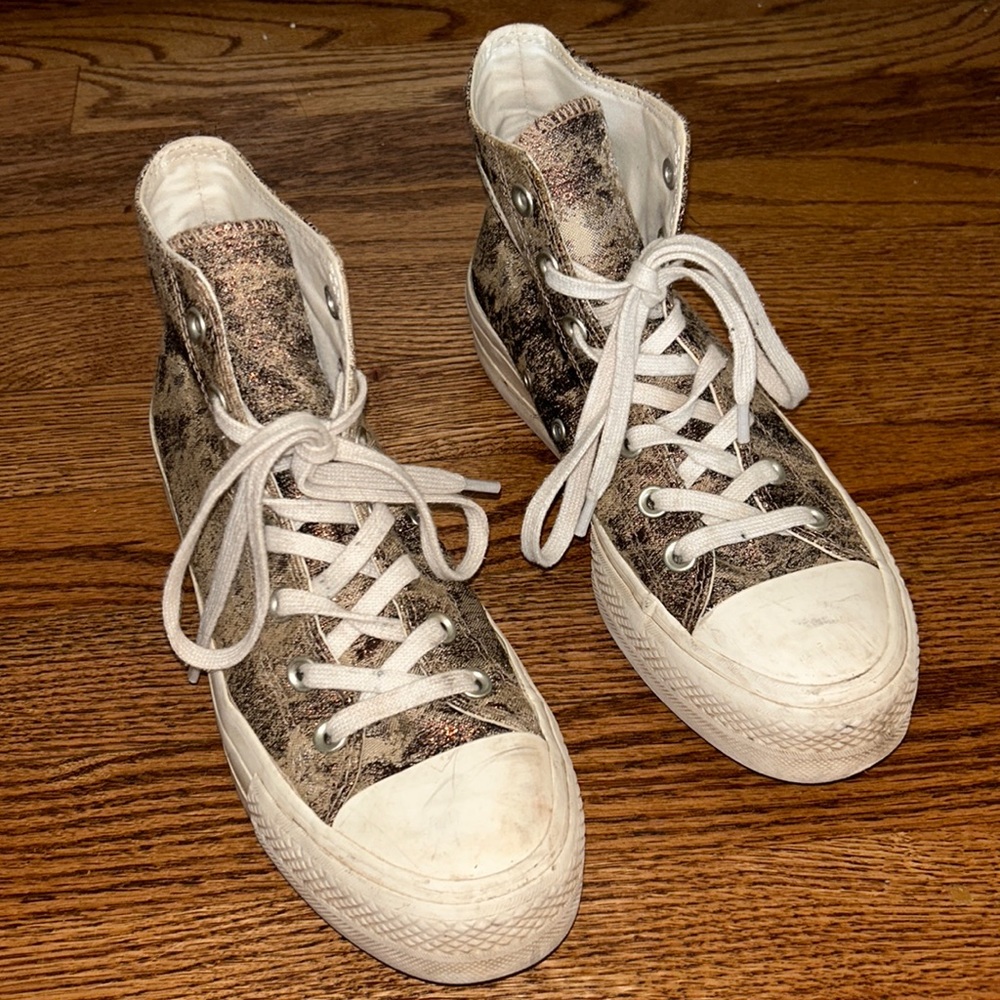 Metallic Brown Converse Size 7 Women's